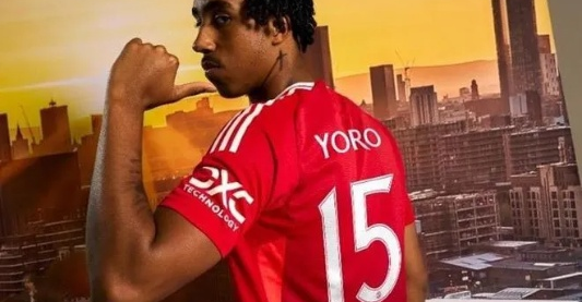 曼晚揭秘，曼联夏窗惯例引三位猛将，阿莫林明年或将颠覆这一传统