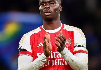 英媒曝，萨卡长期伤缺，阿森纳冬窗引援成当务之急