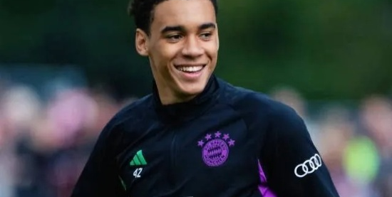 德媒爆光，拜仁续约穆夏拉豪掷亿元，同时欲对萨内实施降薪策略