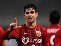 官方宣布，33岁海港外援奥斯卡时隔14年荣耀回归，加盟圣保罗再战绿茵场