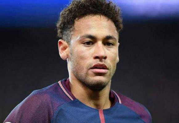 不太可能吧？内马尔父亲惊人爆料，当年巴萨曾希望内马尔在未来取代梅西！