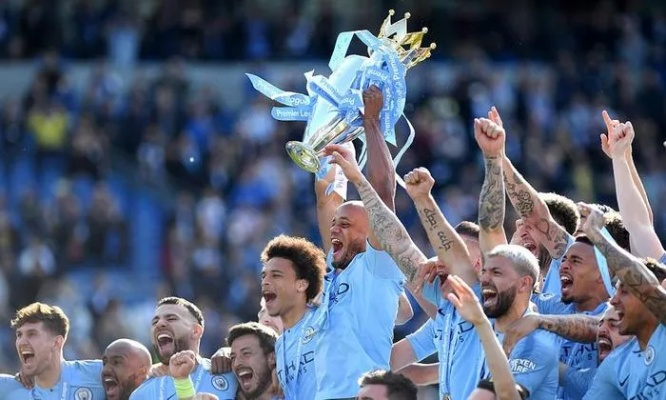 曼城辉煌与挑战并存，7年6冠荣耀下，半赛季已遭遇6负的困境解析