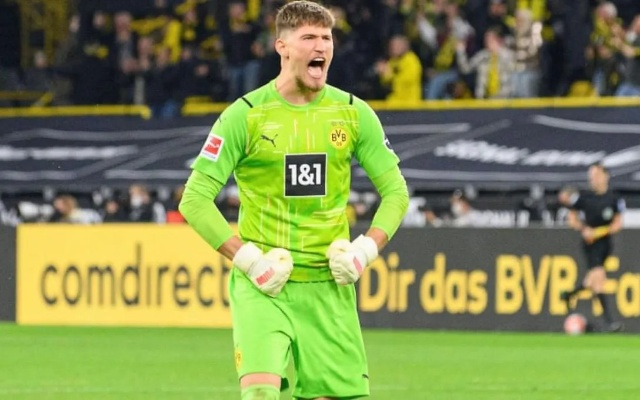 27岁不符合战略规划？德媒曝切尔西有意引进多特门将科贝尔