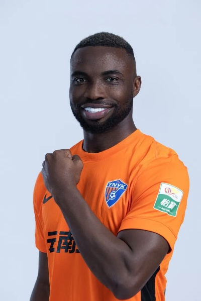 维尼修斯荣膺2024年度世界足球先生,荣耀入选最佳阵容 维尼修斯荣膺2024年度世界足球先生,荣耀入选最佳阵容