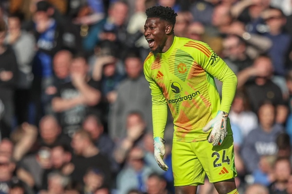 奥纳纳成就非凡,3次荣获英超月最佳扑救奖,成为该奖历史上获奖最多门将 奥纳纳成就非凡,3次荣获英超月最佳扑救奖,成为该奖历史上获奖最多门将