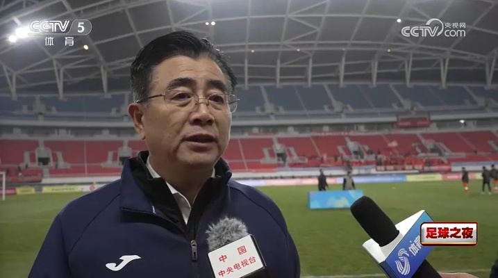 冯俊彦点赞足协创新举措，日本教练引进与宋凯谈青训合作，省去中间环节展现足球改革决心