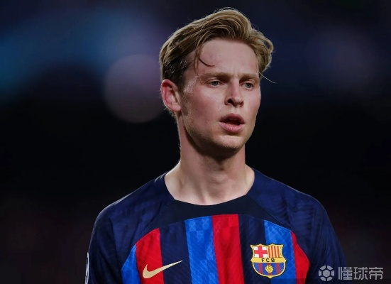 英媒曝，巴萨急欲低价甩卖德容，曼联再燃兴趣，红魔欲迎中场新核